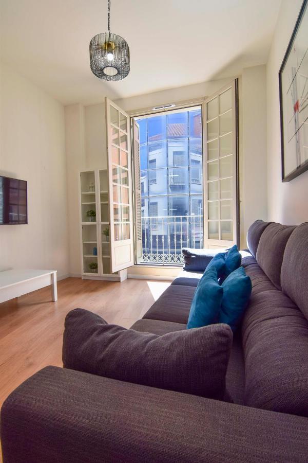 Letmalaga Plaza Del Teatro Premium Lägenhet Exteriör bild