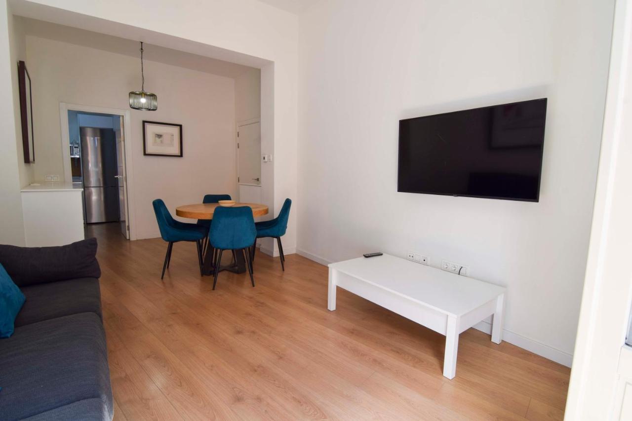 Letmalaga Plaza Del Teatro Premium Lägenhet Exteriör bild