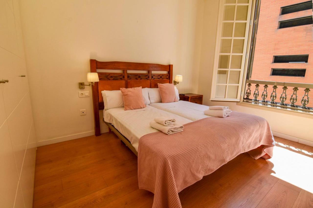 Letmalaga Plaza Del Teatro Premium Lägenhet Exteriör bild