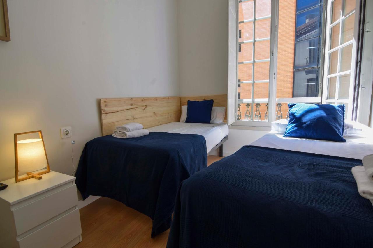 Letmalaga Plaza Del Teatro Premium Lägenhet Exteriör bild